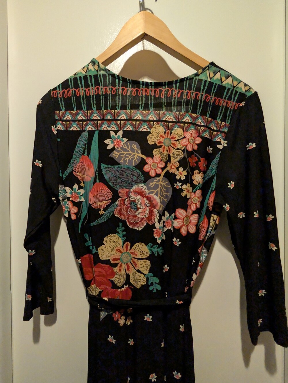 Floral V-Neck Wrap Maxi Dress Size M/L - Picture 11 of 14